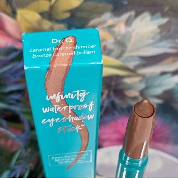 Thrive Infinity Waterproof Eyeshadow Stick - Dr. Q Caramel Bronze Shimmer NEW - Picture 4 of 10
